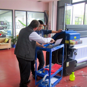 Training Eco Solvent Printer, UV Printer, Digital Textile Printer and Solvent Printer! 