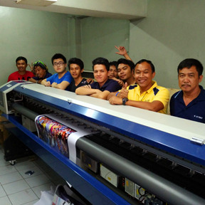 Training Eco Solvent Printer, UV Printer, Digital Textile Printer and Solvent Printer at oversea customer’s working site.